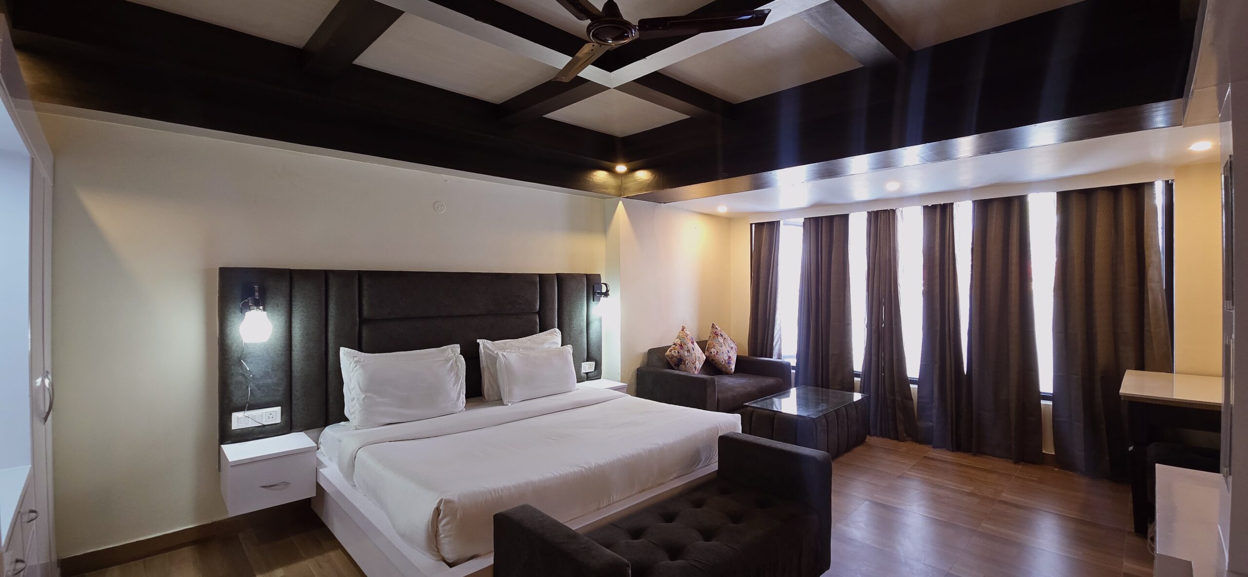 Delux Room | Hotel Shivraj Mussorie