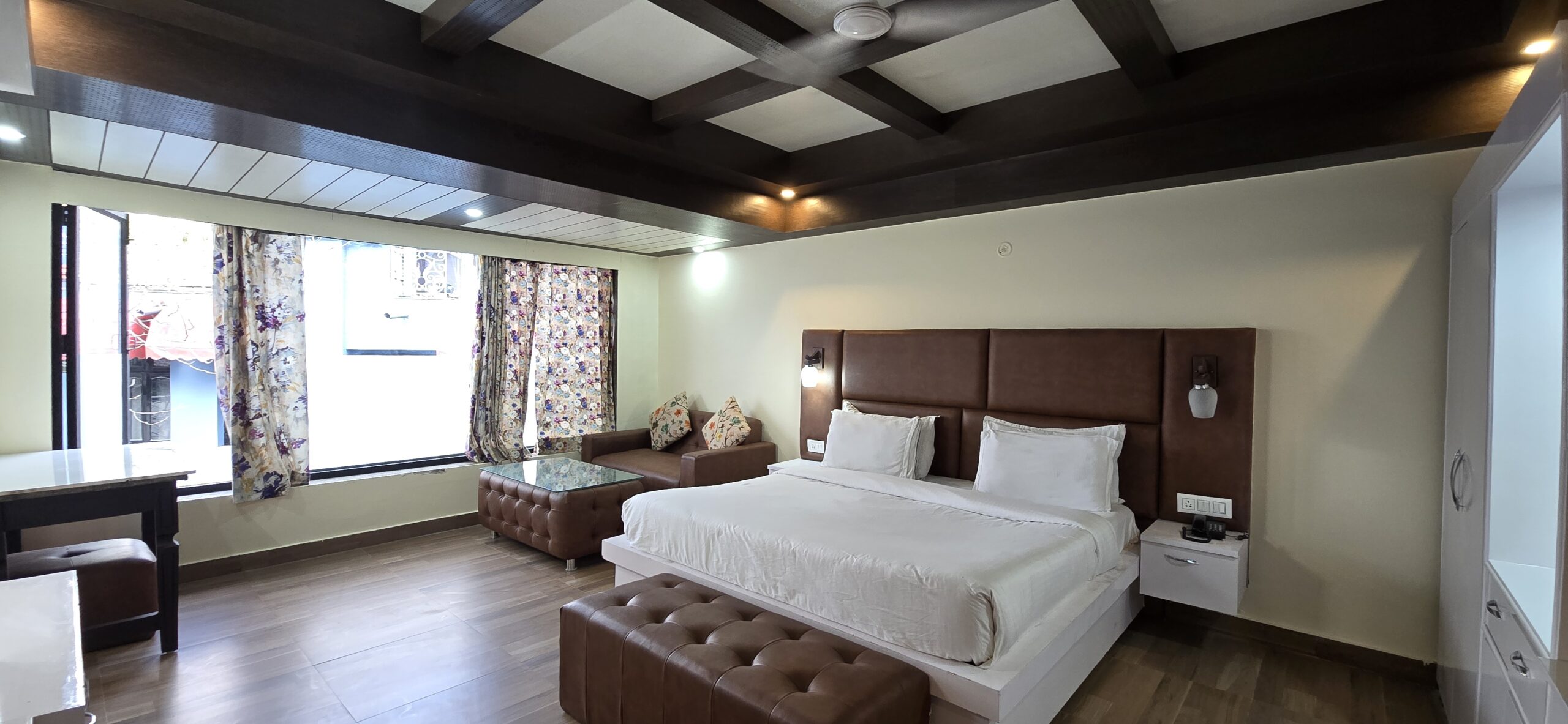 Super Delux Room | Hotel Shivraj Mussorie